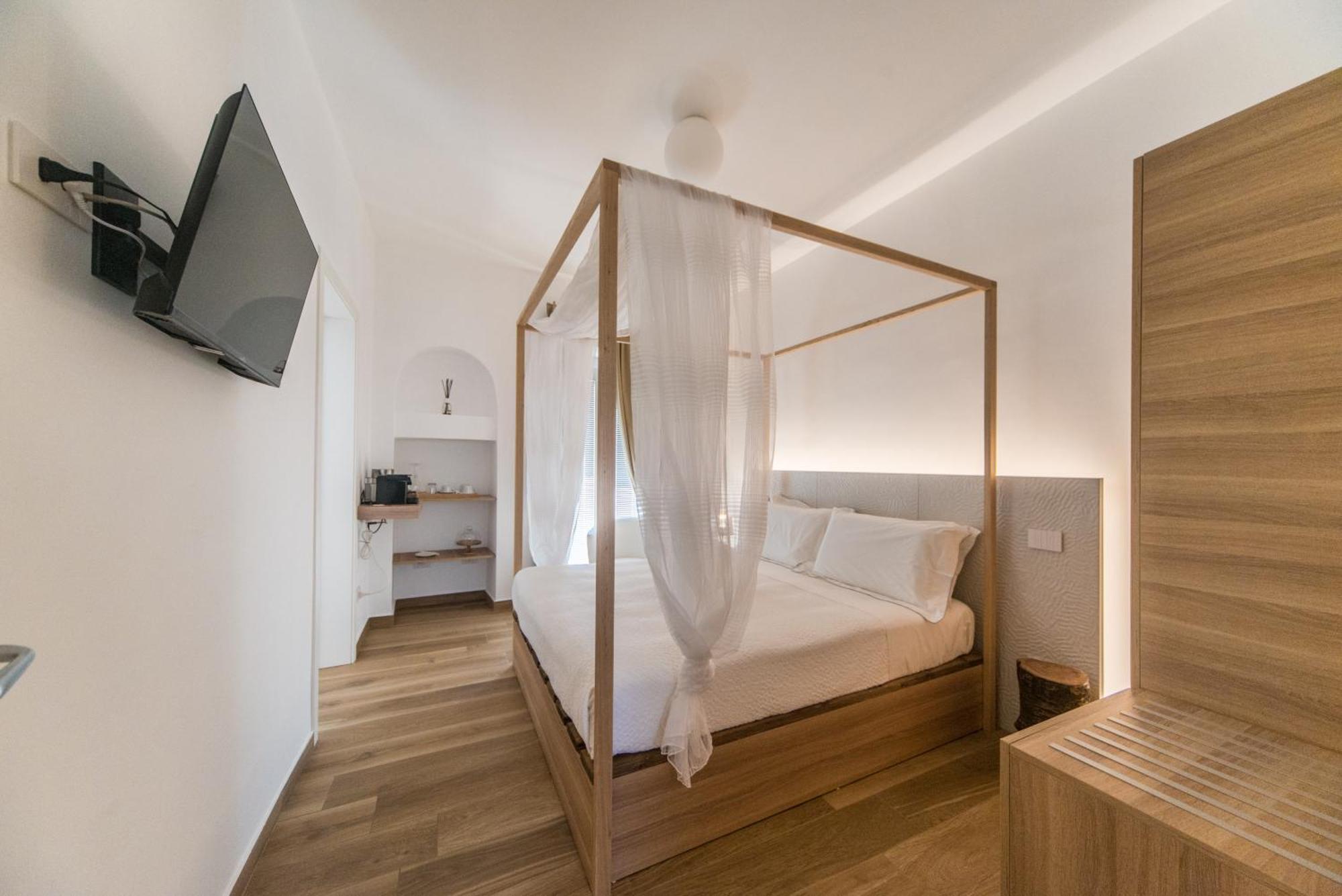 Suite Santa Chiara Trani Exterior photo